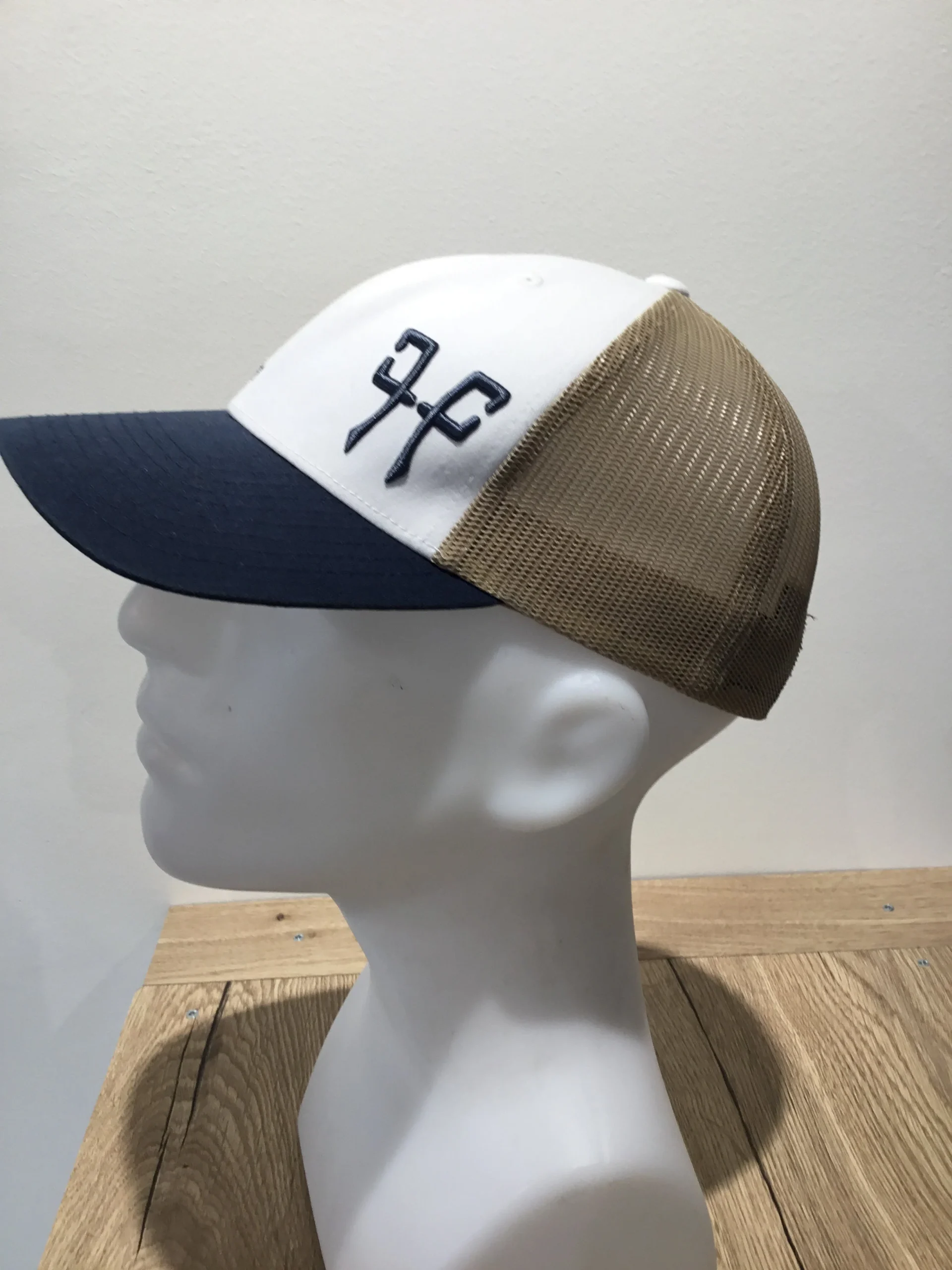 TRUCKER CAP • Casquette pour homme & femme – Image 4