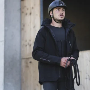 2df1c5bcda1be1dc8947bfd29f6d9f10.jpgv1699886180 ESSENTIAL • Blouson équitation homme