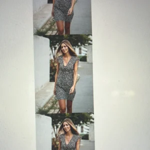 8B2D74AB-2855-4F53-B252-C0E652D6727B.jpgv1711819591 Robe 32252