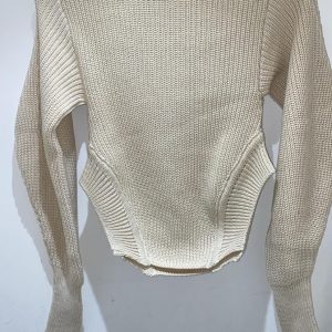 d70f573e-b7e5-4726-8035-1d9c76d79dda.jpgv1694605762 Longsleeve pull