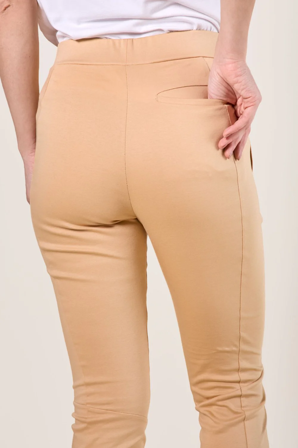 Pantalon anti-UV femme - Café Glacé - Nuvées – Image 4